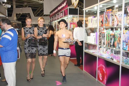 Gey porno qora va oq